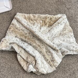Faux Fur Wrap in Cream and Tan